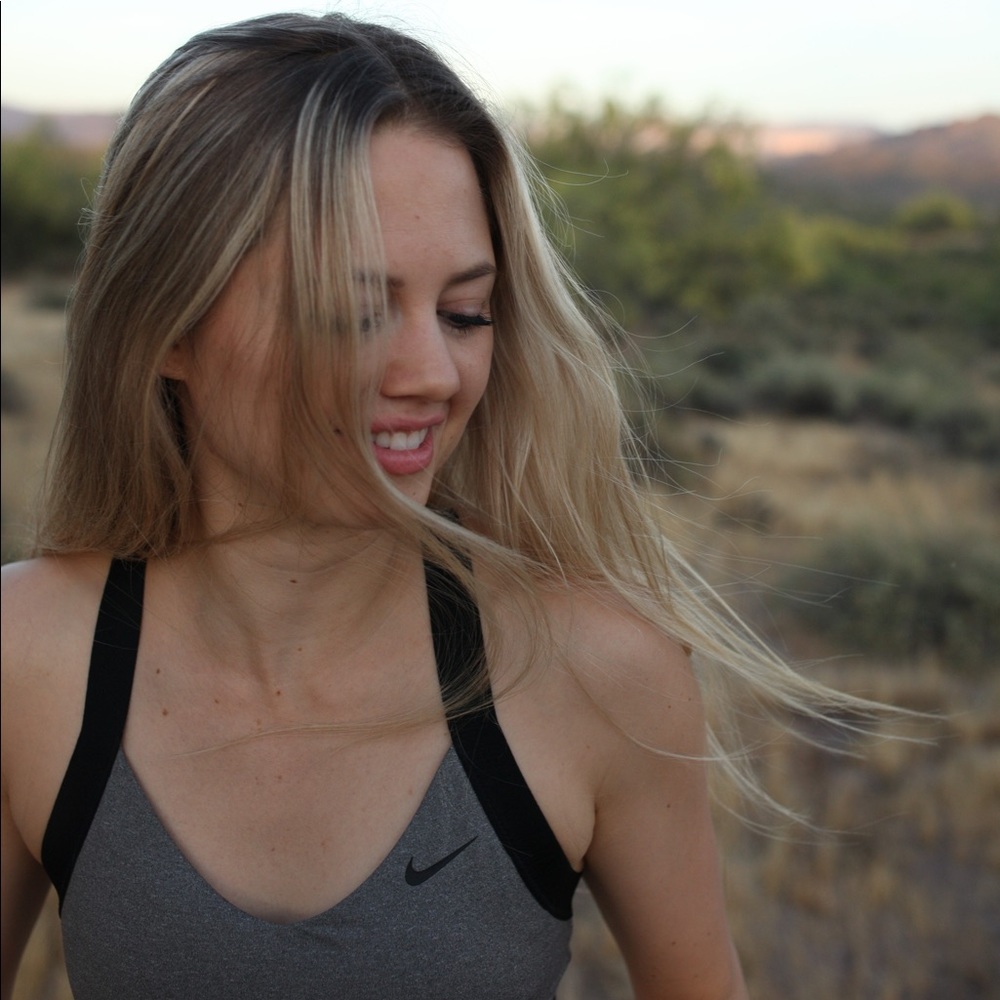 Meet your Posher!! 💗